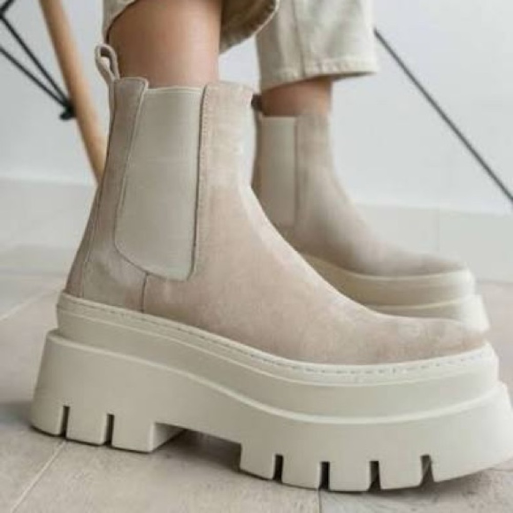 Voile Blanche Chunky Women’s Chelsea Boots